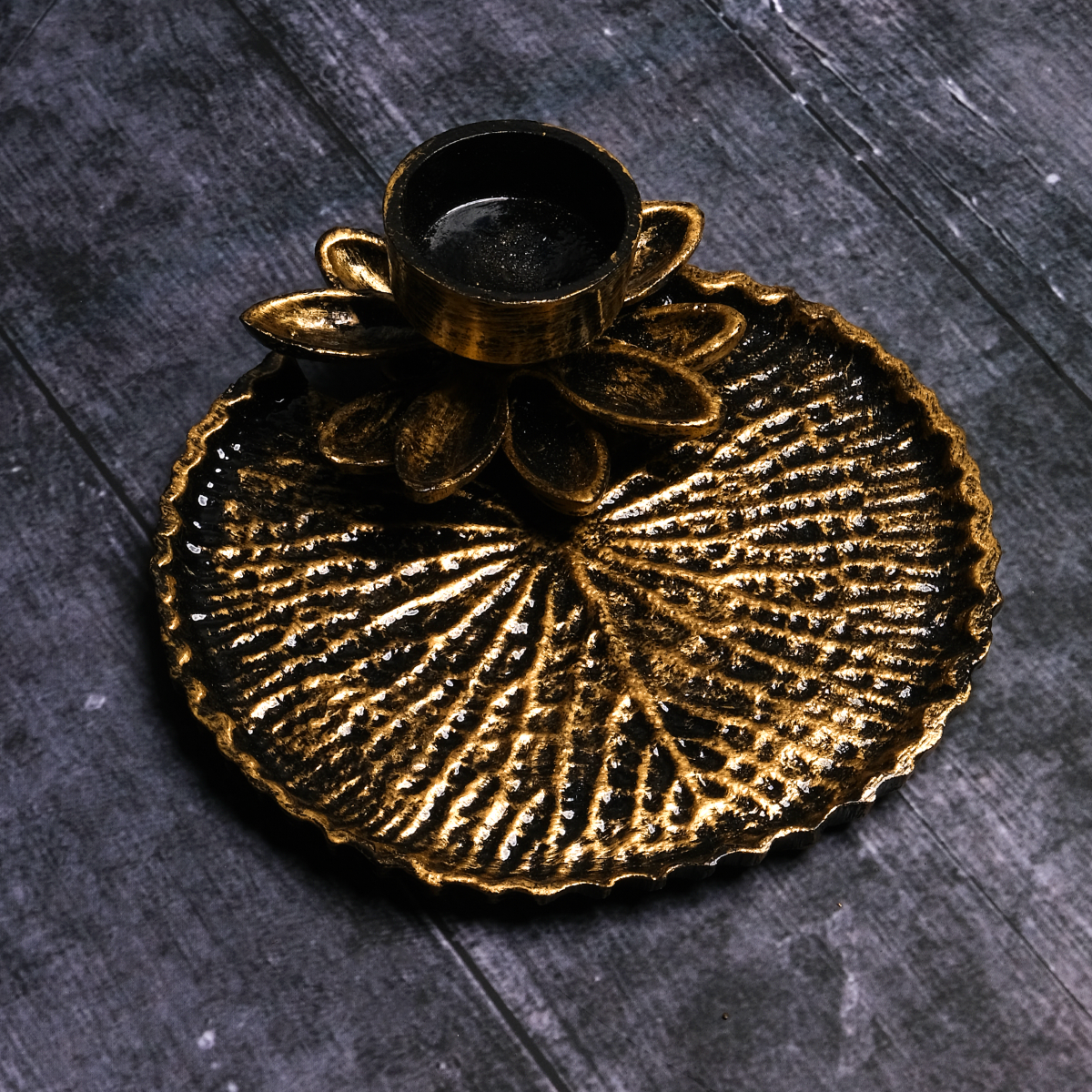 DIYA DESIGNER PLATE