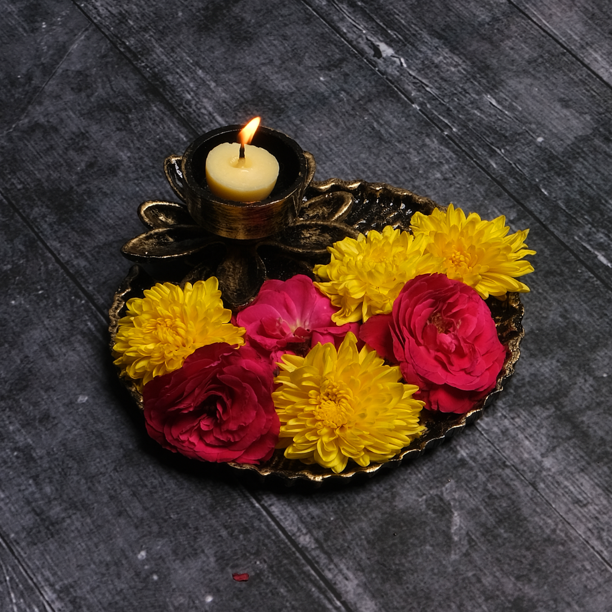 DIYA DESIGNER PLATE