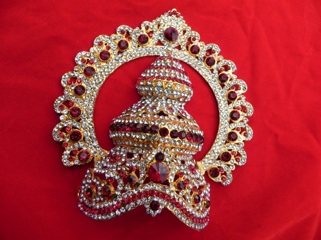 Stone Kireeta with Arch