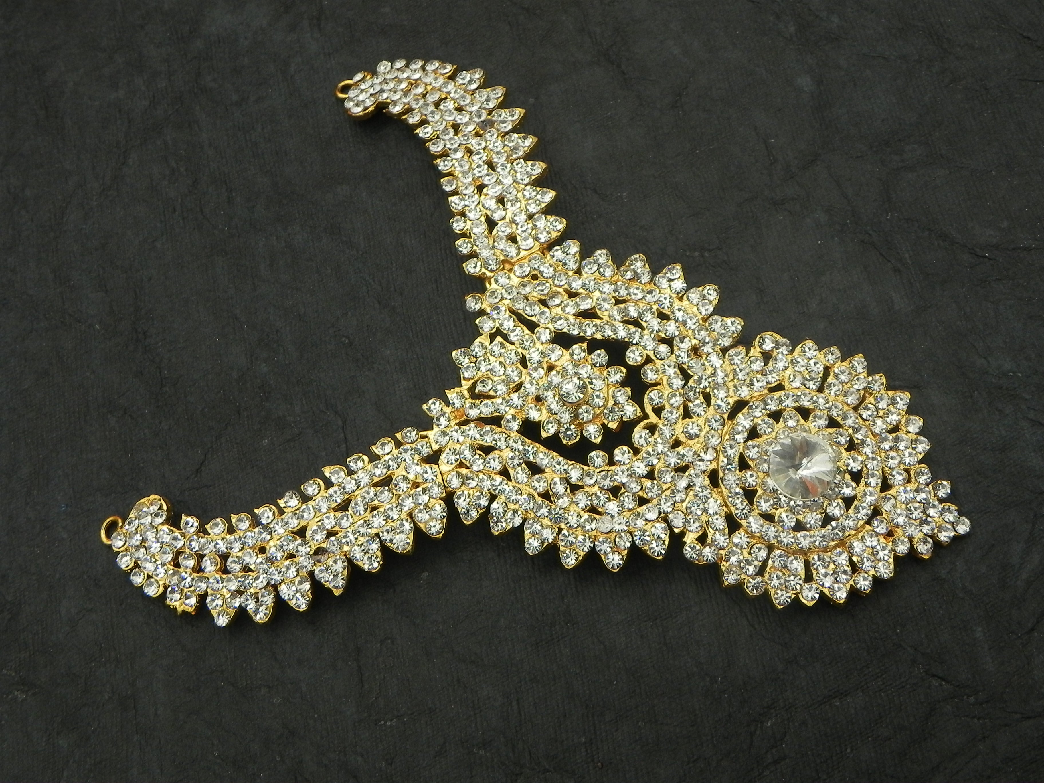 Stone Kavai Haaram Height - 6.5 inch