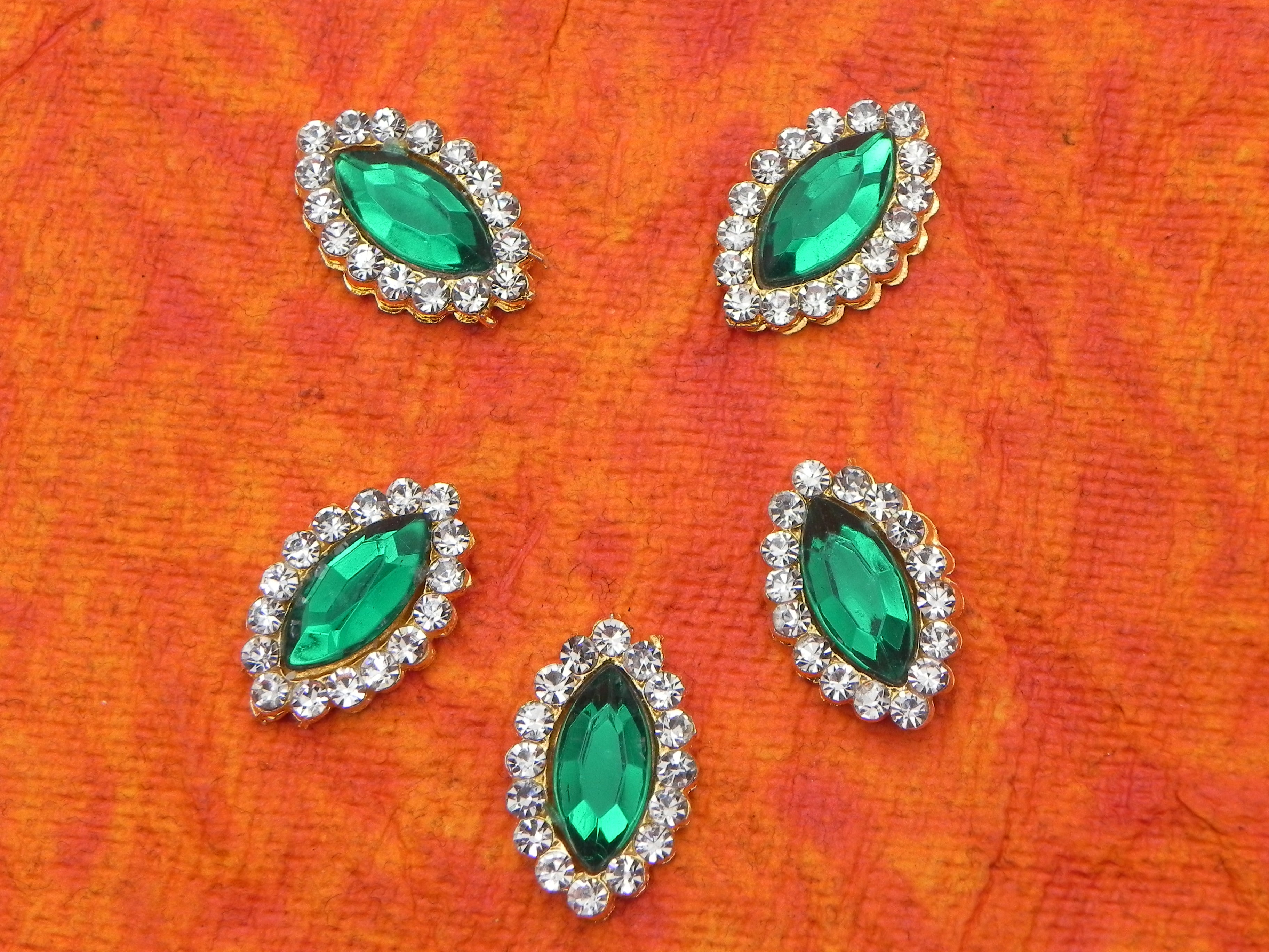Fancy Barma Tilak