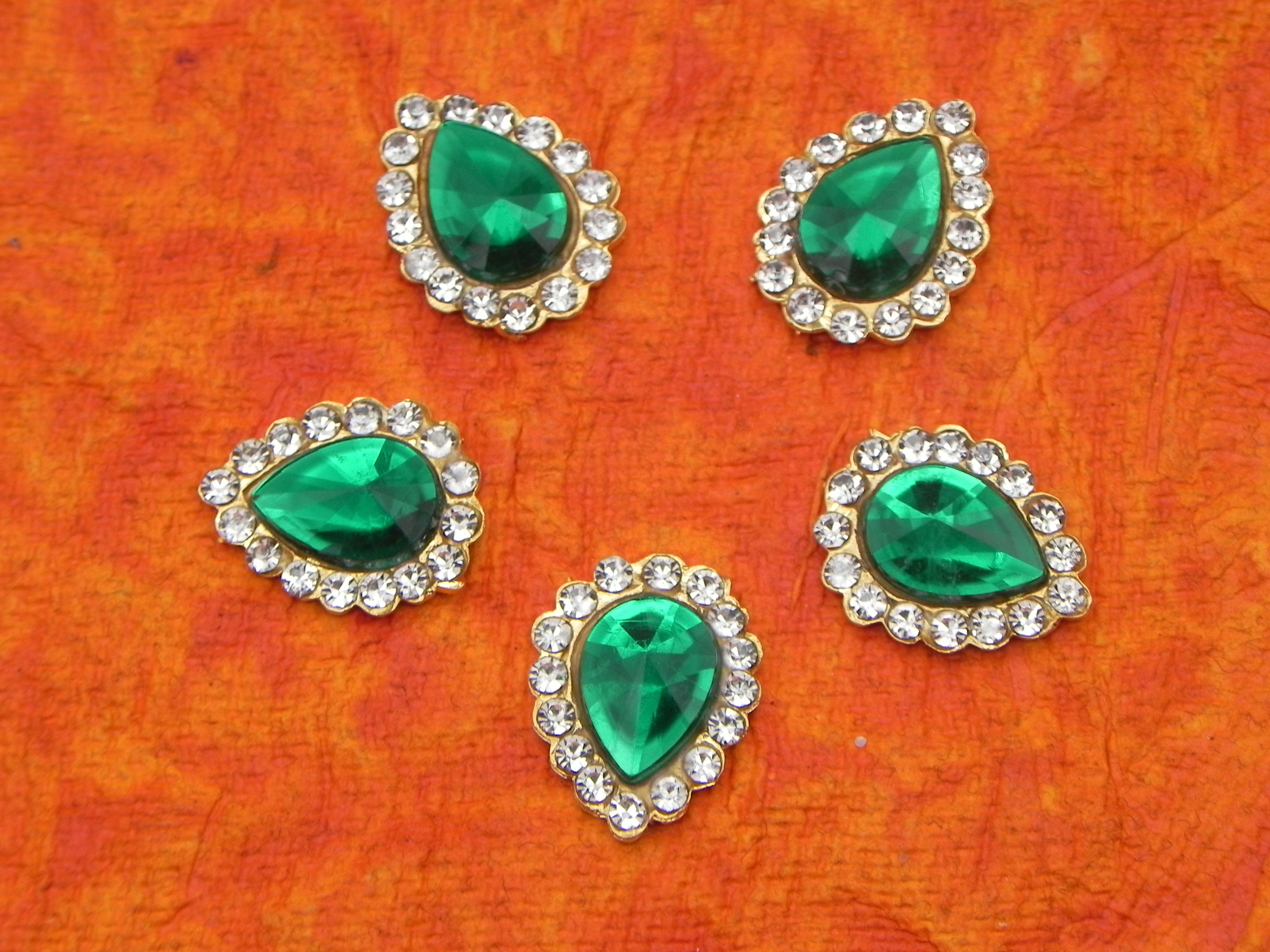 Fancy Barma Tilak